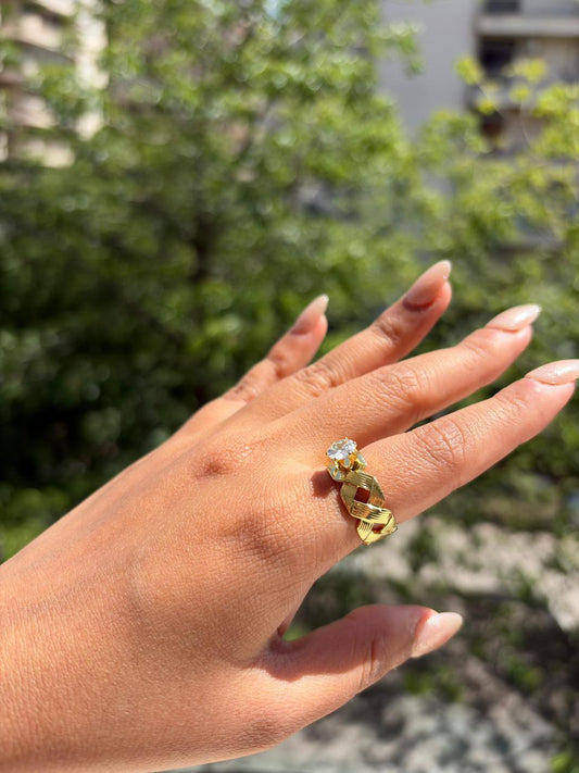 Ribbon Twist Ring (Adjustable)